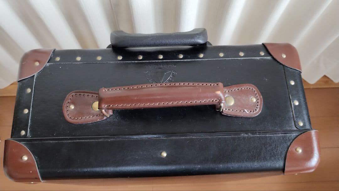 m*様 グローブトロッター　GLOBE TROTTER スモールキャリーオン 3