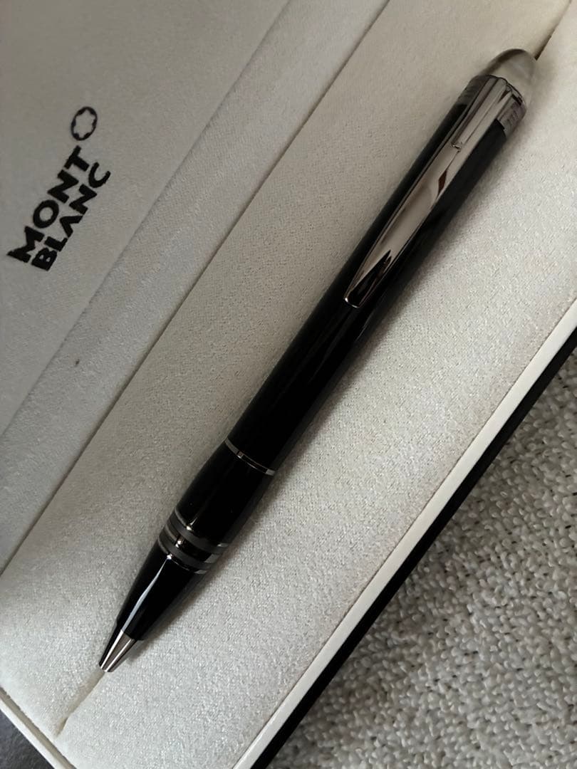 ◾️ 美品 ◾️モンブラン◾️スターウォーカーボールペン◾️化粧箱、新品リフィル付属◾️