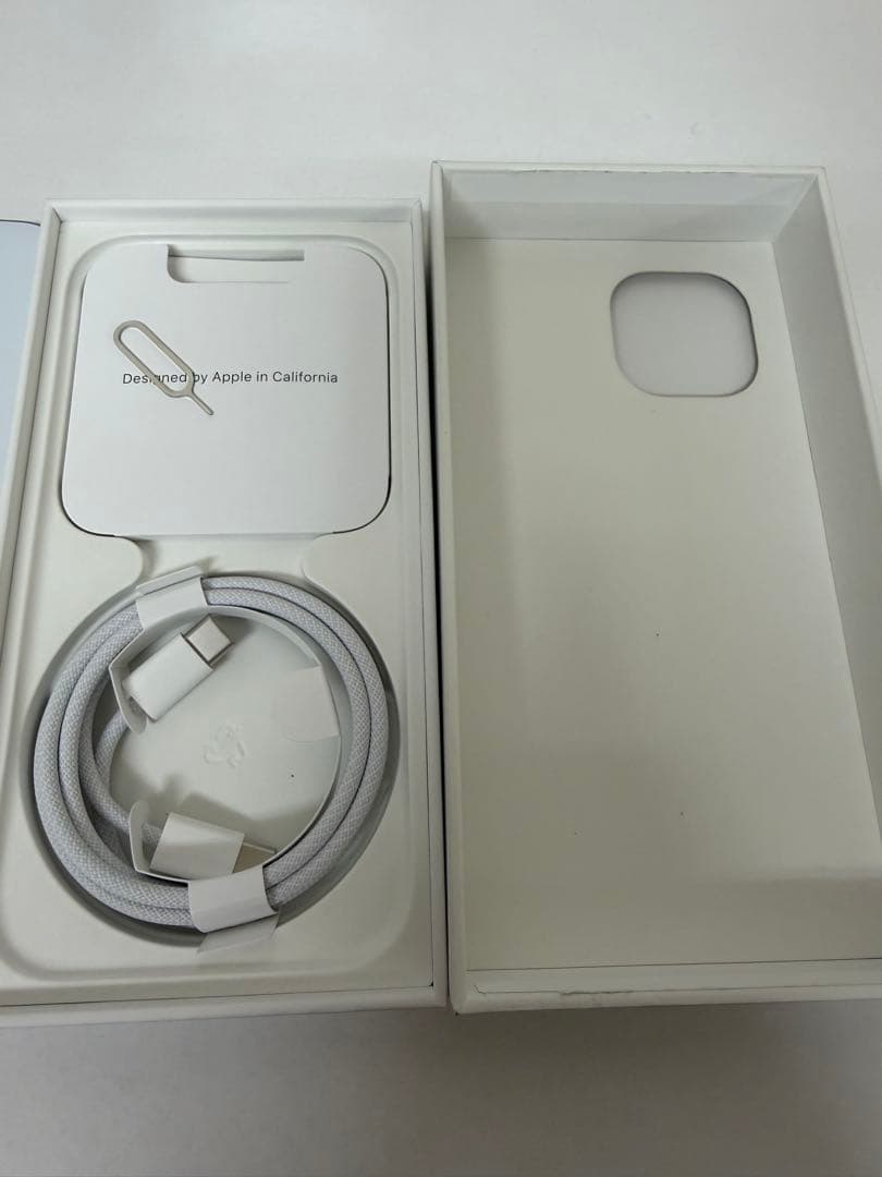 【美品】iPhone15128GB ブルー
