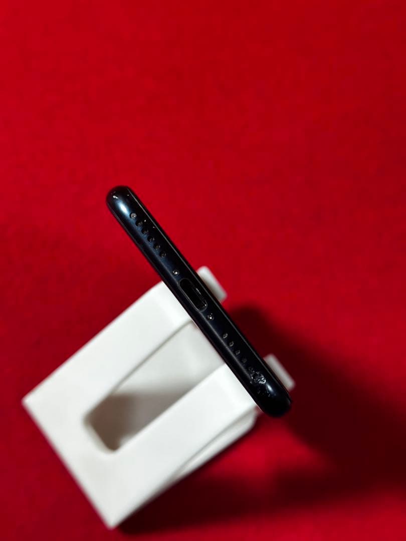 【0960】iPhone SE3第3世代ミッドナイト 64GB simフリー