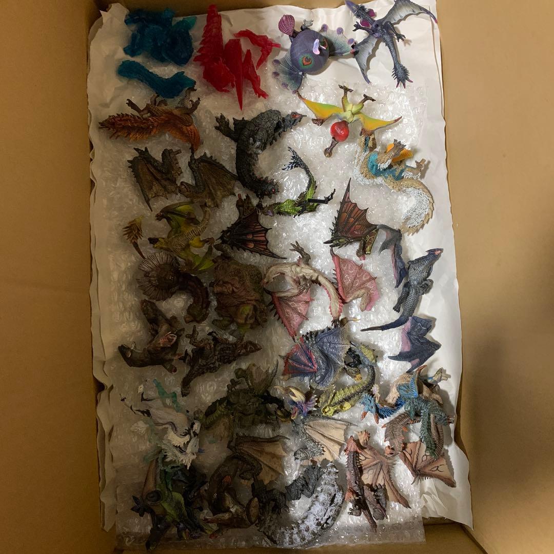 モンスターハンターフィギュア　スタンダードモデル　まとめ売り　約125体