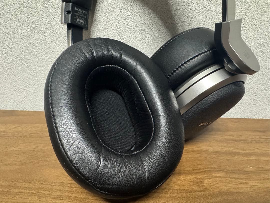 【ジャンク品】SONY MDR-HW700