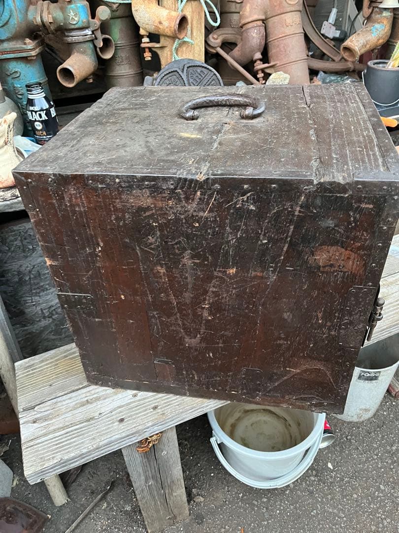 レトロ舟金庫、舟金庫、レトロ金庫、木製金庫、昭和レトロ金庫、舟箪笥