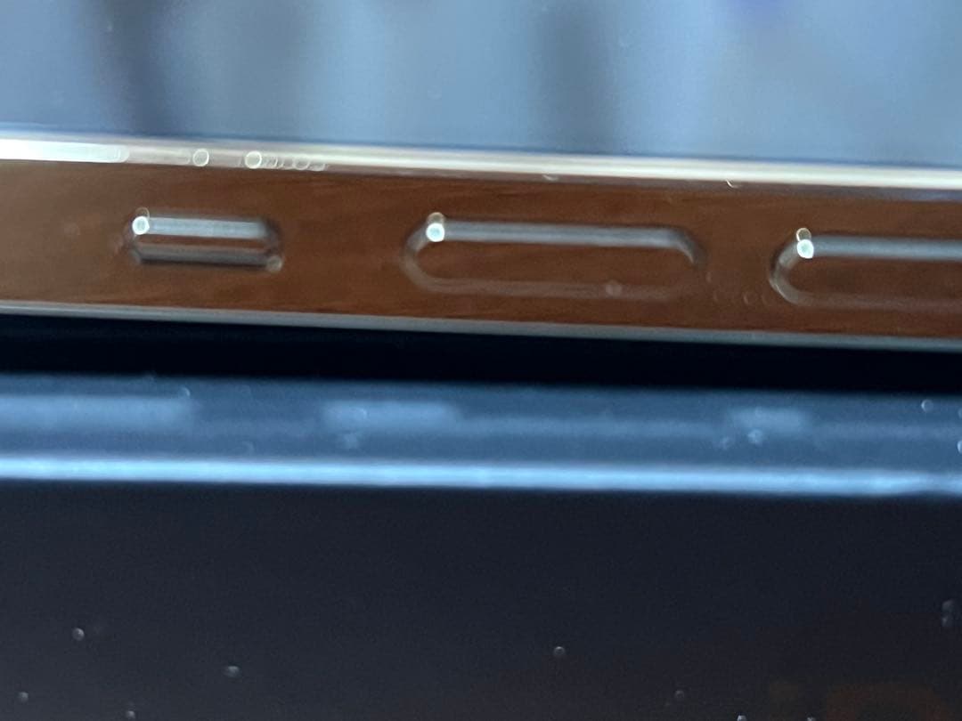 iPhone 13Pro 128GB ゴールド　10月17日迄の限定保書付き