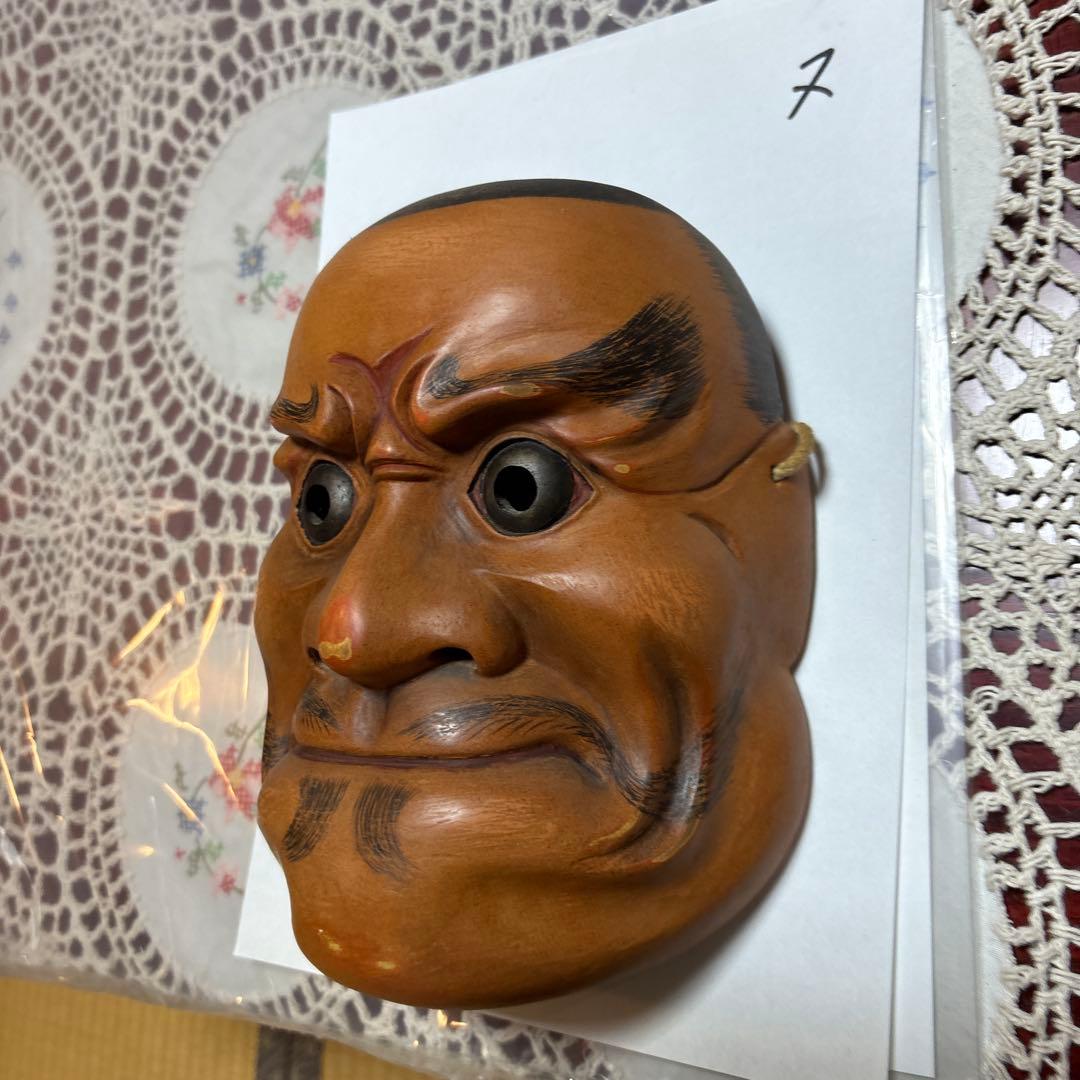 茶色の能面 7