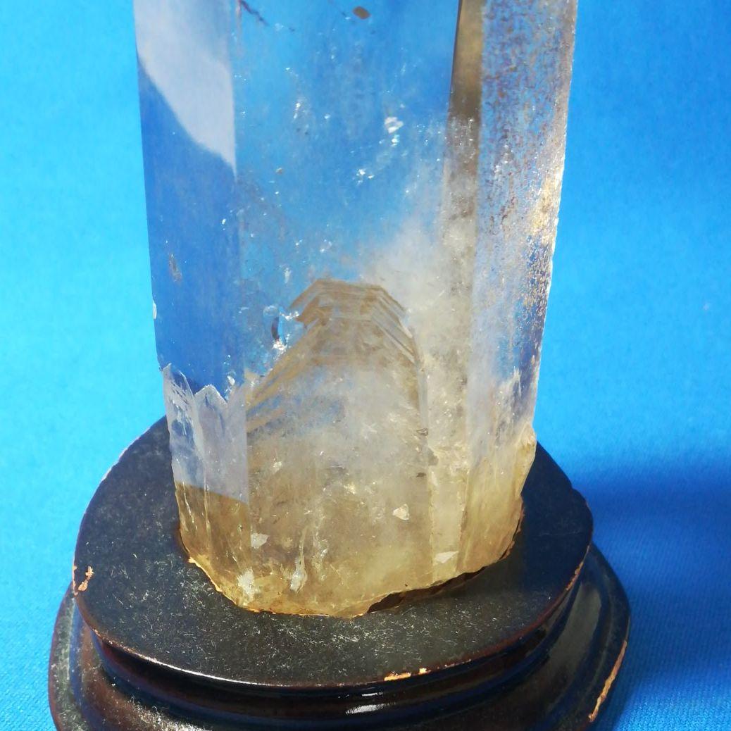 天然石　水晶原石　水晶ポイント　台座付き