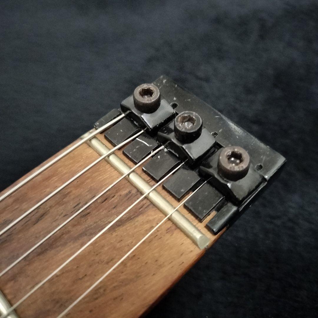 ヘッドレスギター　コピーモデル