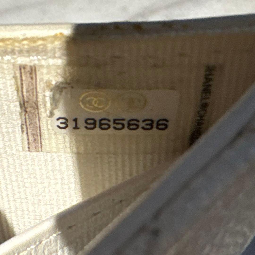 お値下げしました！CHANEL ホワイト 三つ折り財布