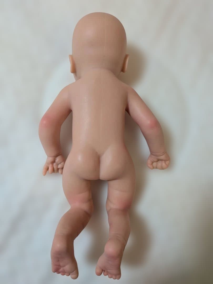 フルシリコン リボーンドール　優しい目の女の子