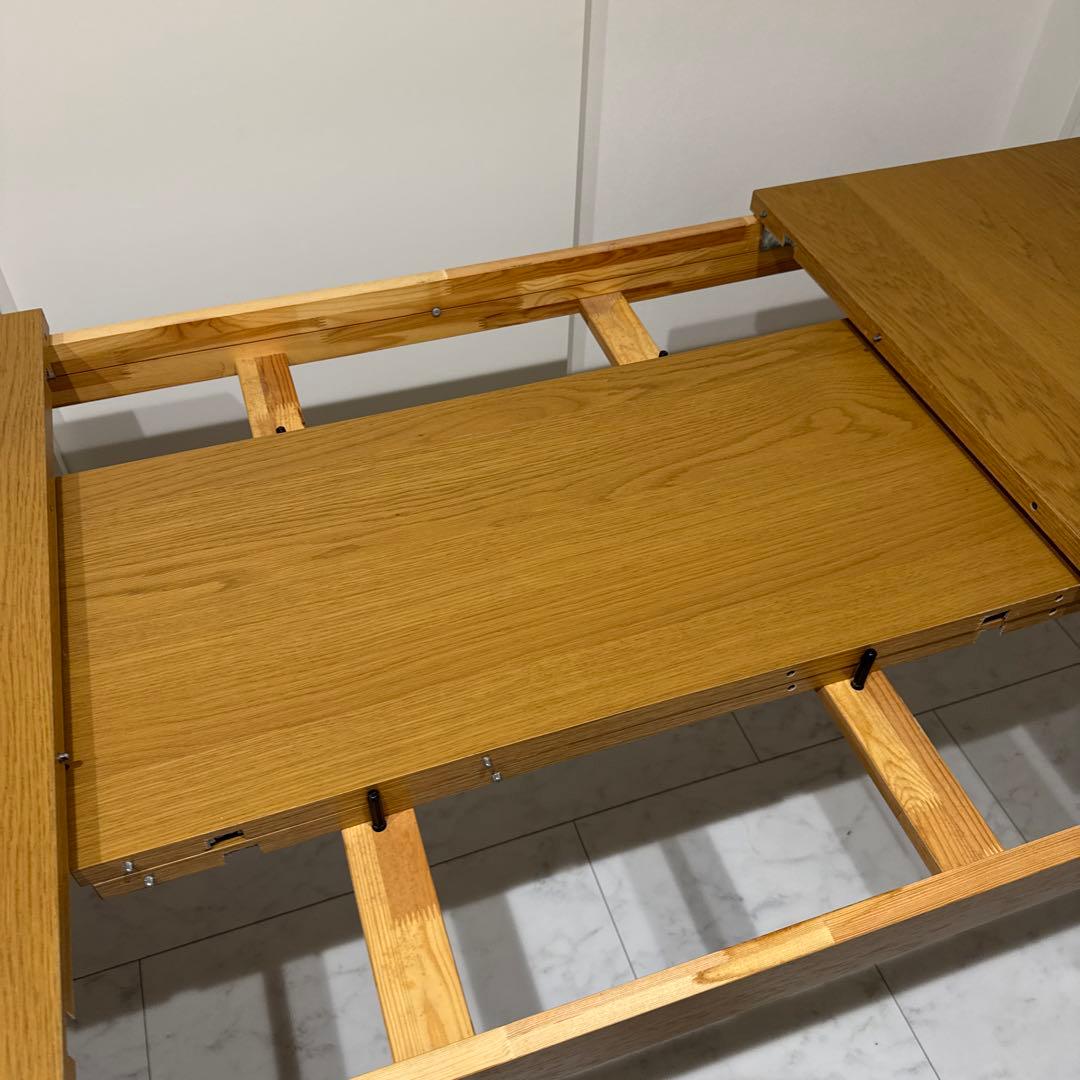 IKEA 伸長式ダイニングテーブル