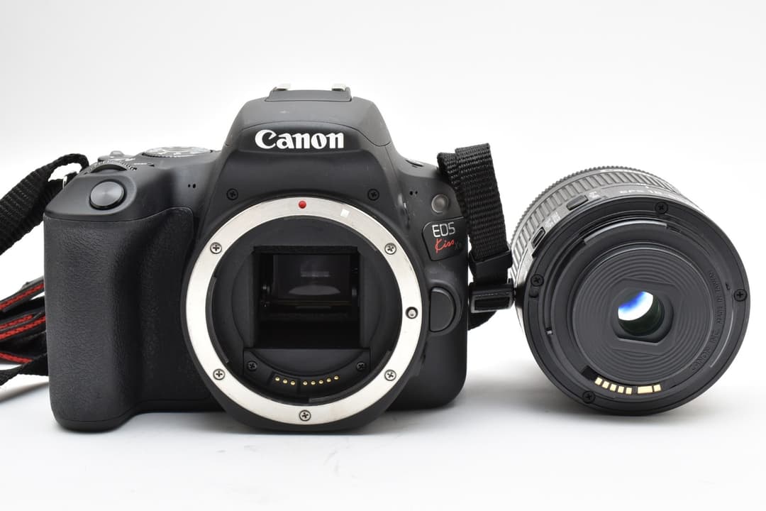 R*o様 美品 Canon EOS Kiss X9 18-55mm レンズkit