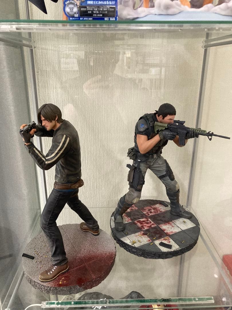 バイオハザードBIOHAZARD ARTFXフィギュア レオン&クリス