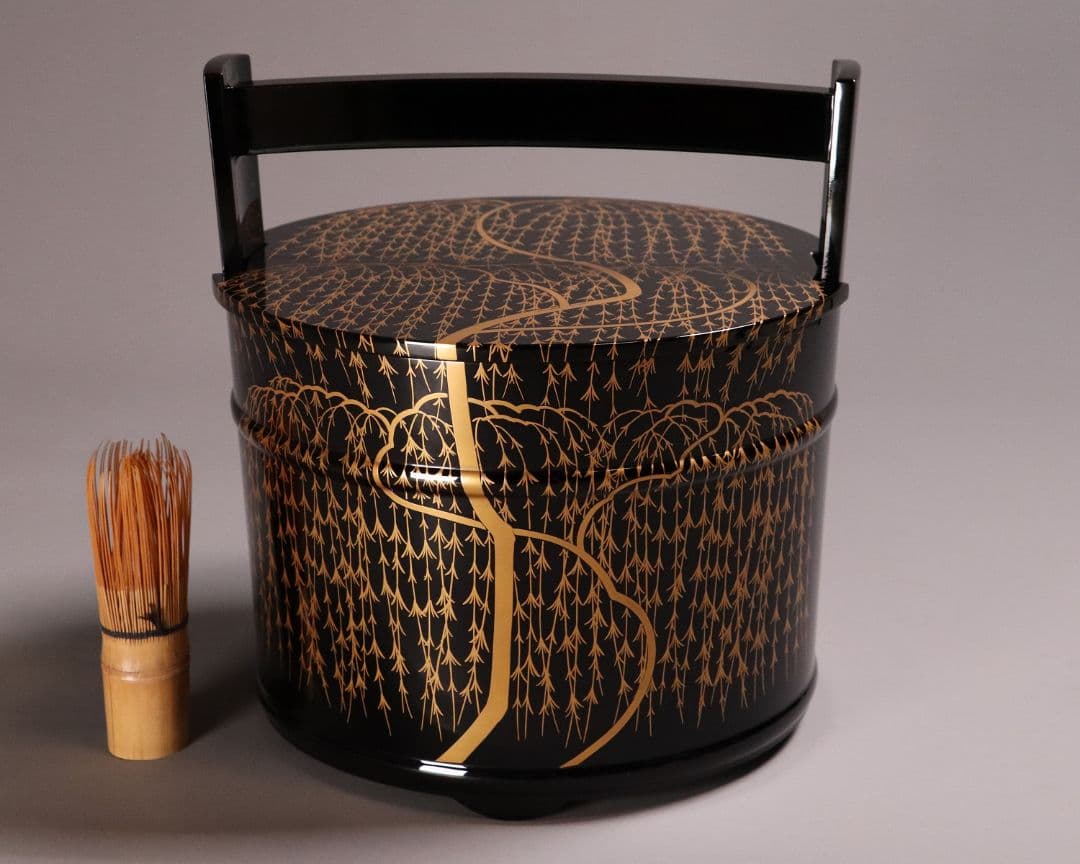 茶道具 輪島塗 若島孝雄 柳 金蒔絵 手桶 水指 共箱 黒塗 木製【MA187】