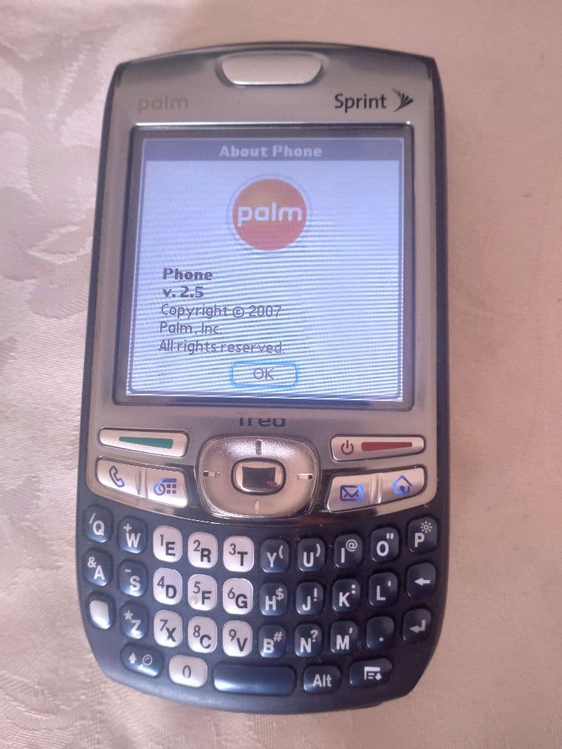 【廃盤品】Palm Treo 755p （Sprint）