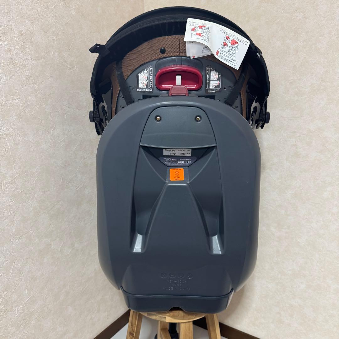 アップリカ フラディアエアー チャイルドシート 新生児○ ブラウン