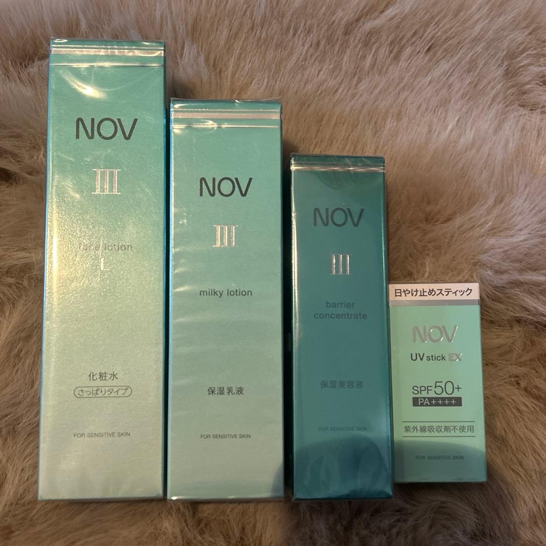 ノブ　4点セット　化粧水、保湿美容液、保湿乳液、日焼け止めスティック