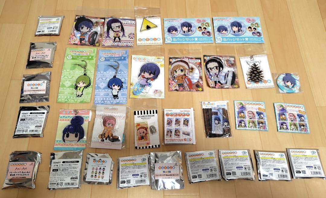 ③お買い得【ゆるキャン△】トート　アクスタ　ステッカー　キーホルダー　缶バッジ等