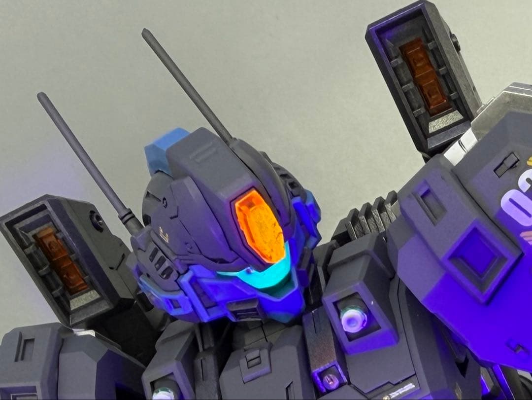 1/100 GZSS-OX グスGUS塗装完成品海外製ガンプラ系 Bライト発光