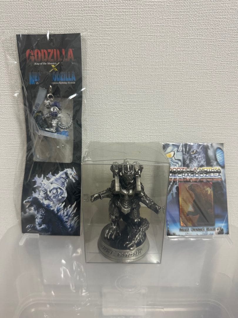 ゴジラ対メカゴジラ メカゴジラメタルフィギュア　ストラップ　メールガードシール
