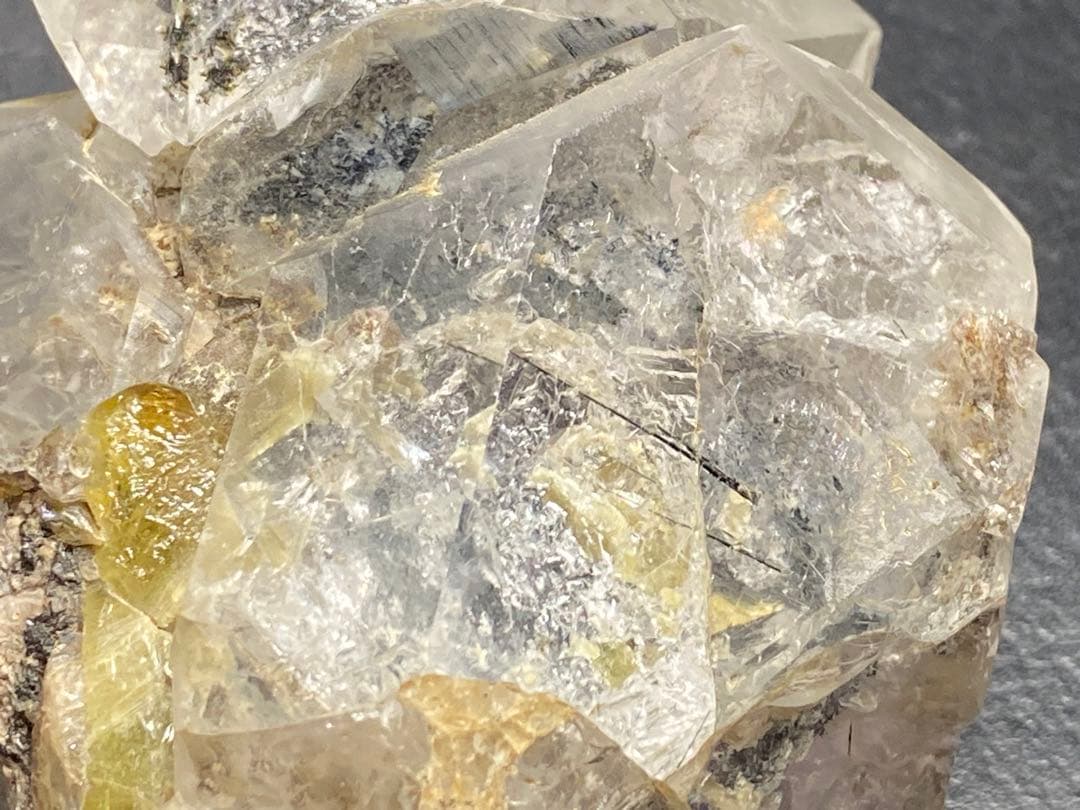 シェレマン山脈 　水晶　448g