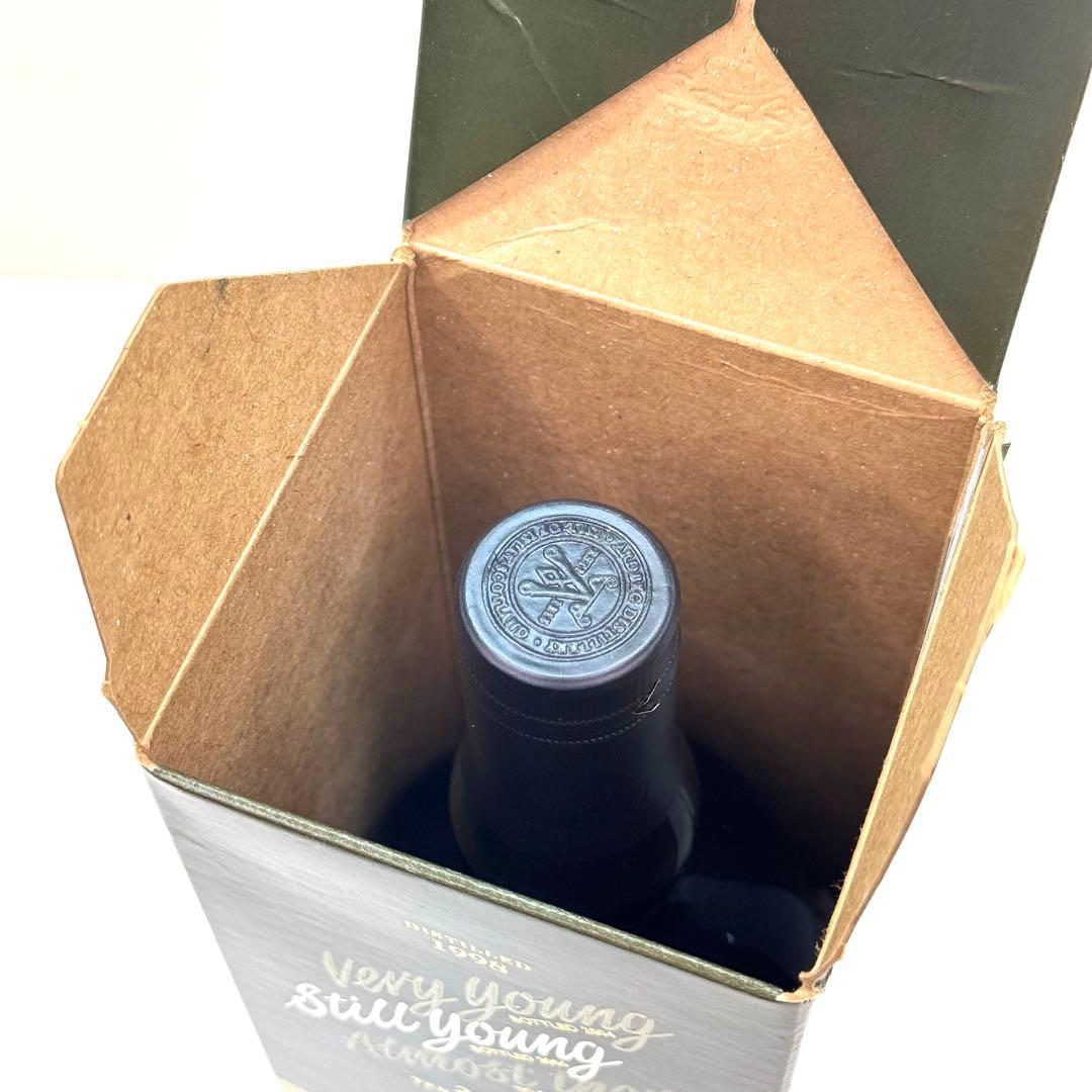 アードベッグ スティルヤング カスクストレングス 700ml 56.2度 箱付