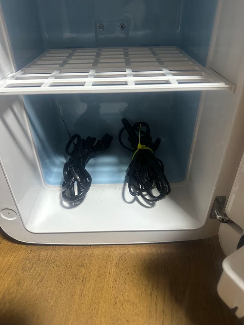 株式会社オーム電機製、温&冷庫13リットル^_−☆