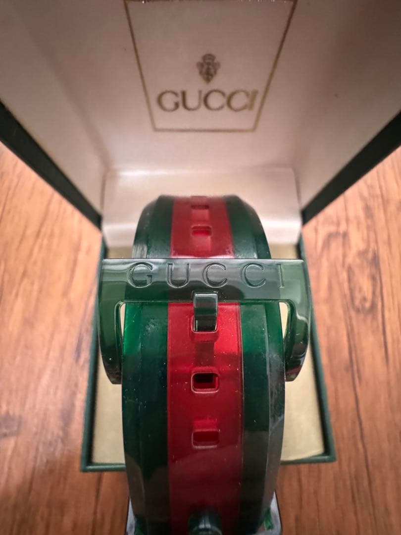 ⭐️大安売りGUCCI グリーン レッド ラバーベルト 時計