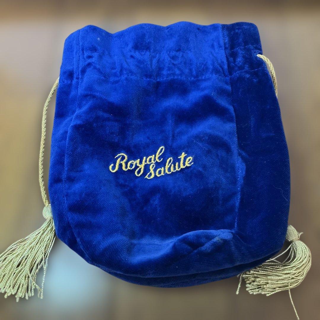 【未開栓】 SALUTE ロイヤルサルート 21年 青陶器 1085g