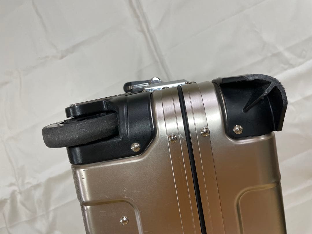 ゼロハリバートン スーツケース 2輪 GEO Aluminum ブロンズ色　美品