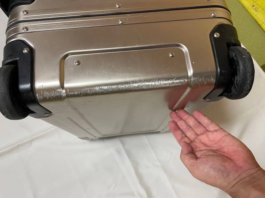 ゼロハリバートン スーツケース 2輪 GEO Aluminum ブロンズ色　美品