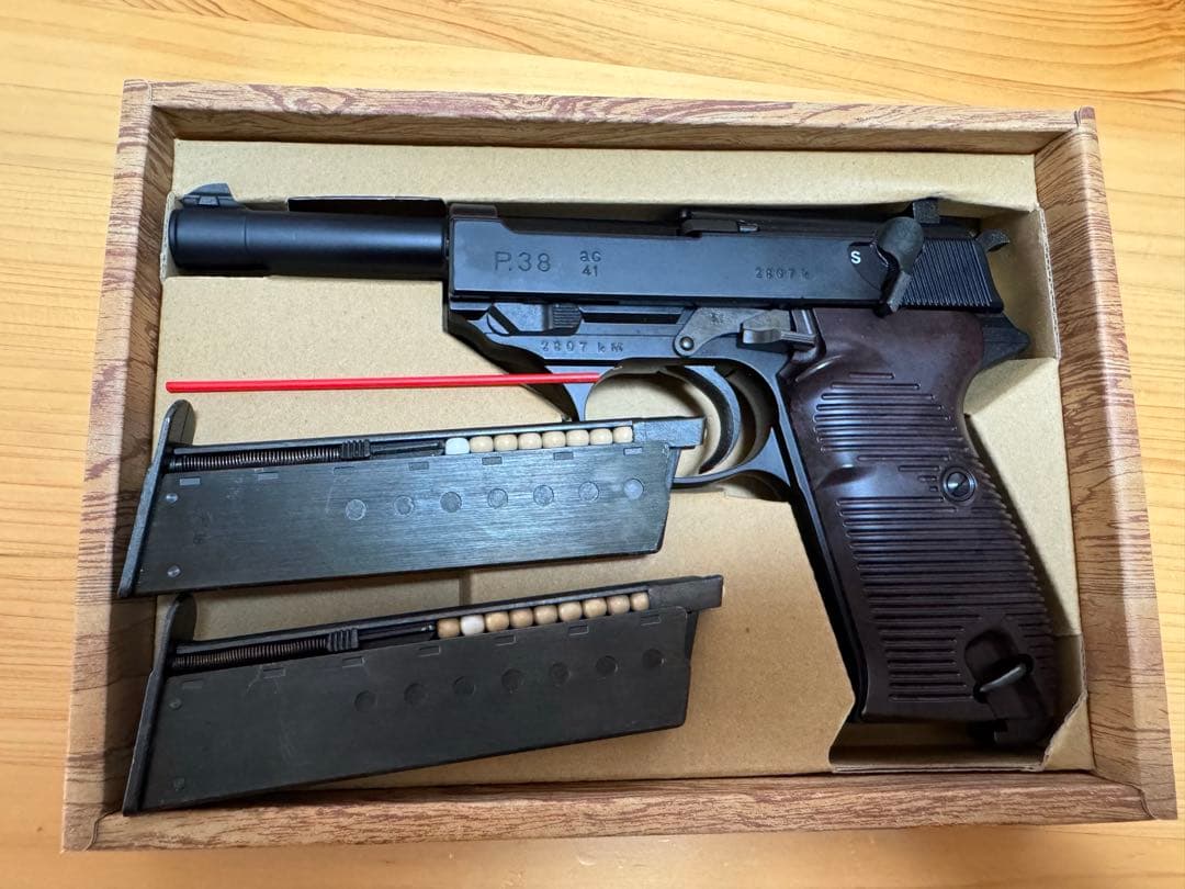 P38 ガスガン 木製柄ボックス付き