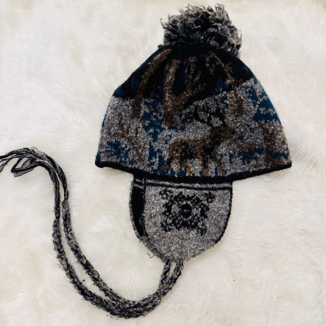 Vivienne WestWood ポンポン付きニット帽