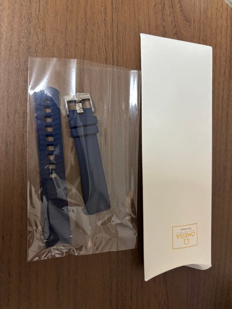 オメガ　ラバーベルト　ツーピース ストラッ﻿プ