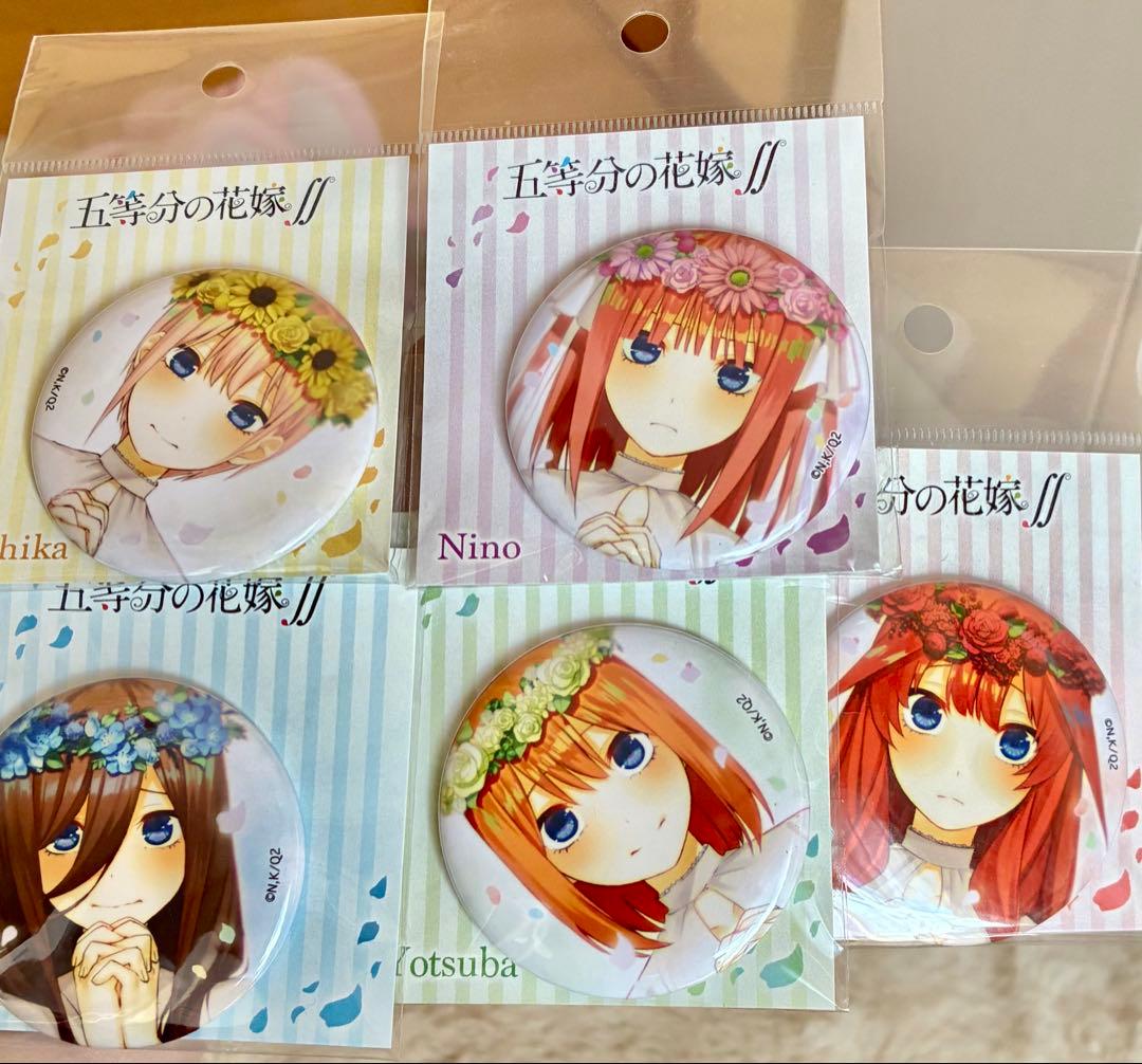五等分の花嫁 花冠 缶バッジ 原作絵柄 一花・二乃・三玖・四葉・五月 5つセット