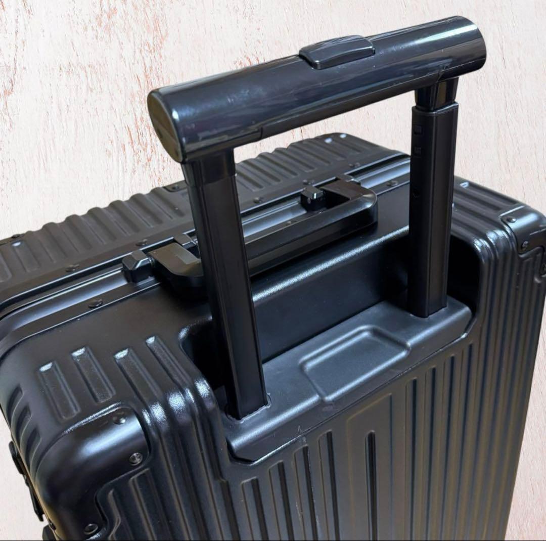 EMPORIO ARMANI エンポリオアルマーニ　スーツケース　キャリーケース