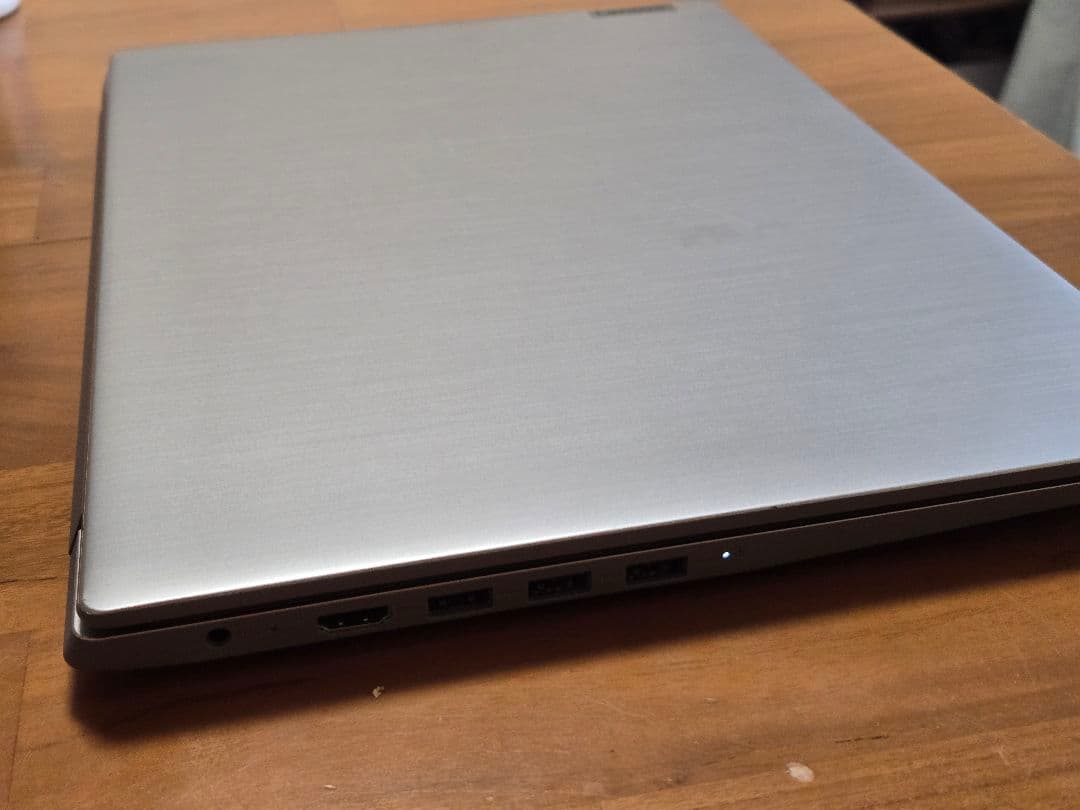 値下げ　LenovoノートPC IdeaPad3　15ADa05