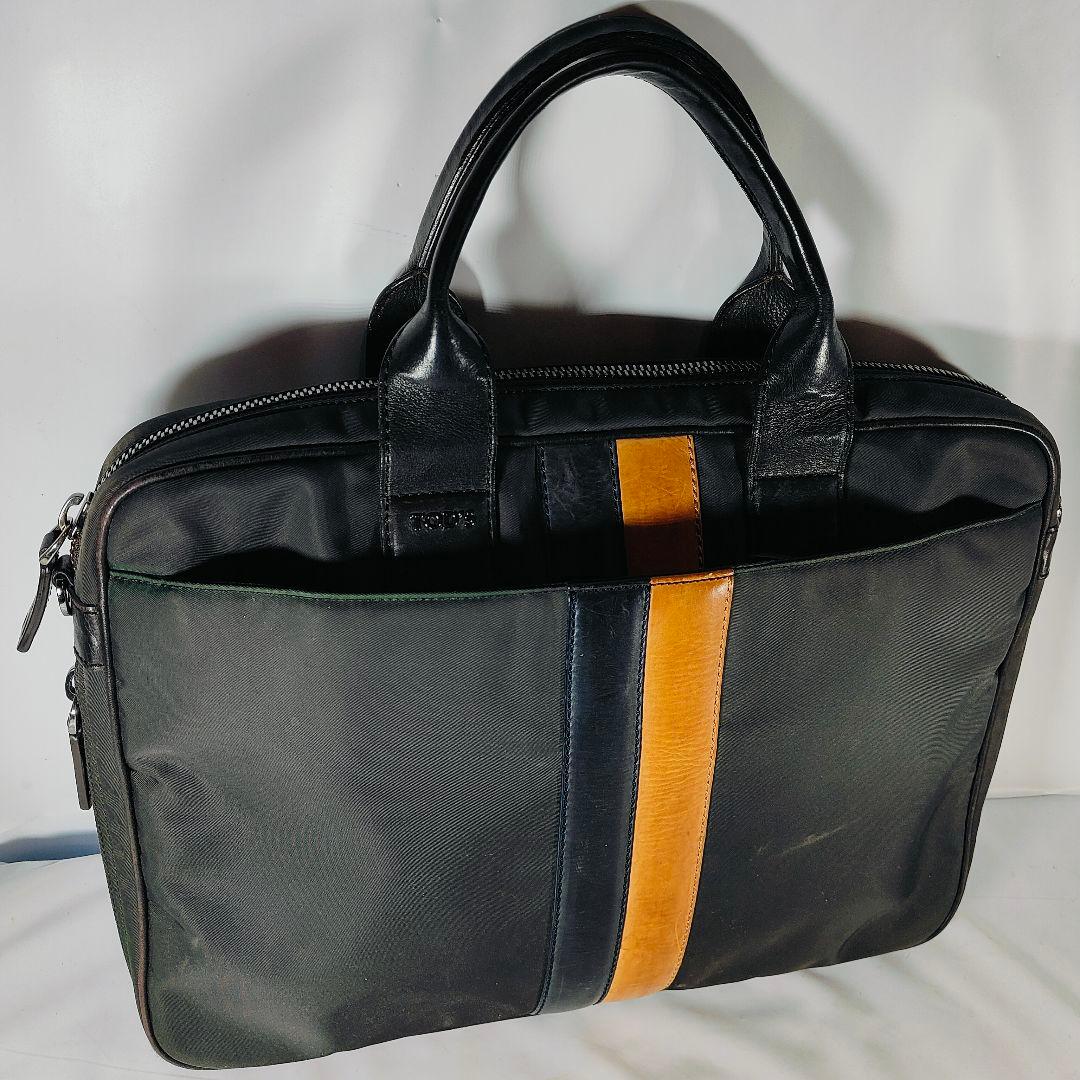 【美品】TOD’S トッズ　イタリア製　高級ブリーフケース 艶黒本革 正規品