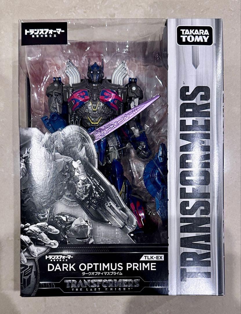 新品 タカラトミー ダークオプティマスプライム トランスフォーマー