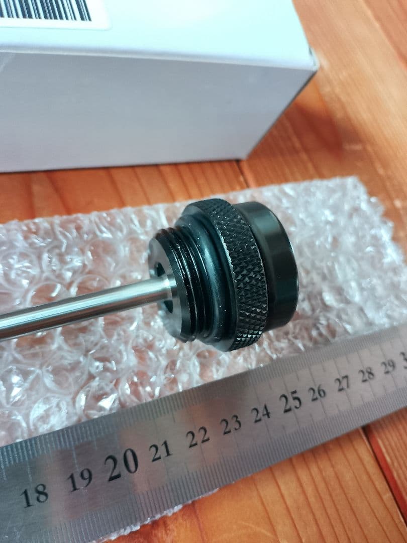 新品未使用 JMP製 ブラック YAMAHA SR 400/500オイル 油温計