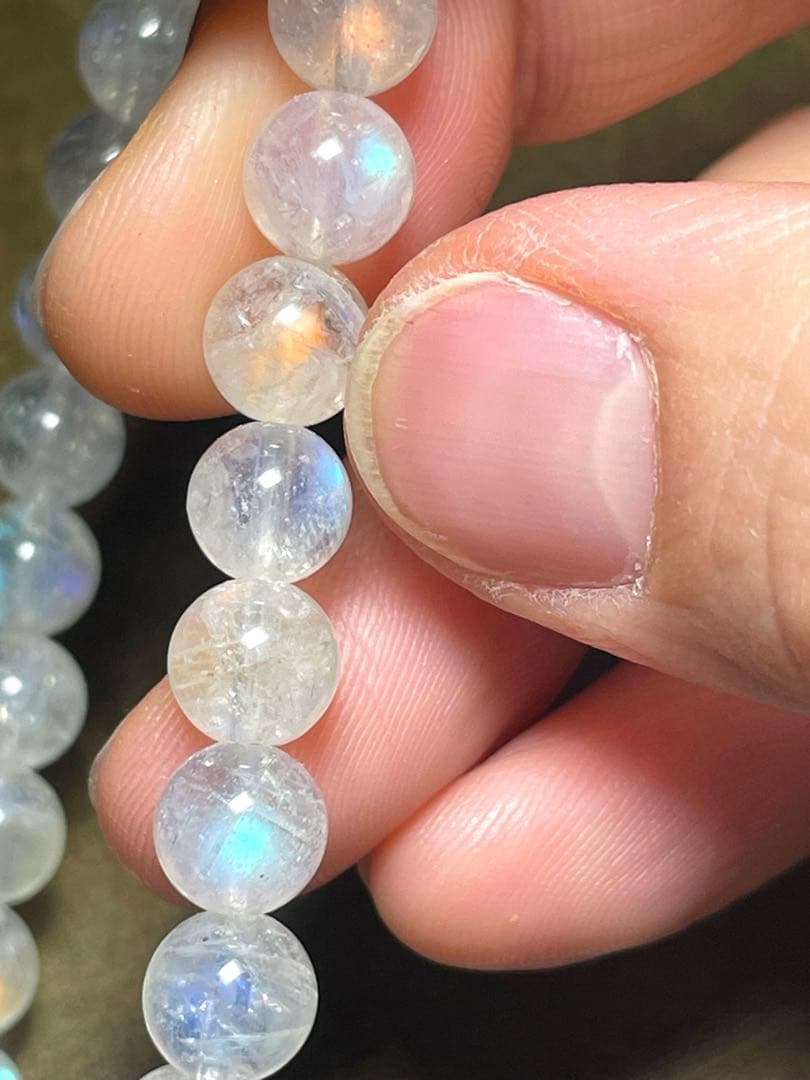 【新入荷】　レインボームーンストーン7㎜ブレス（新品）マダガスカル産虹色シラー②