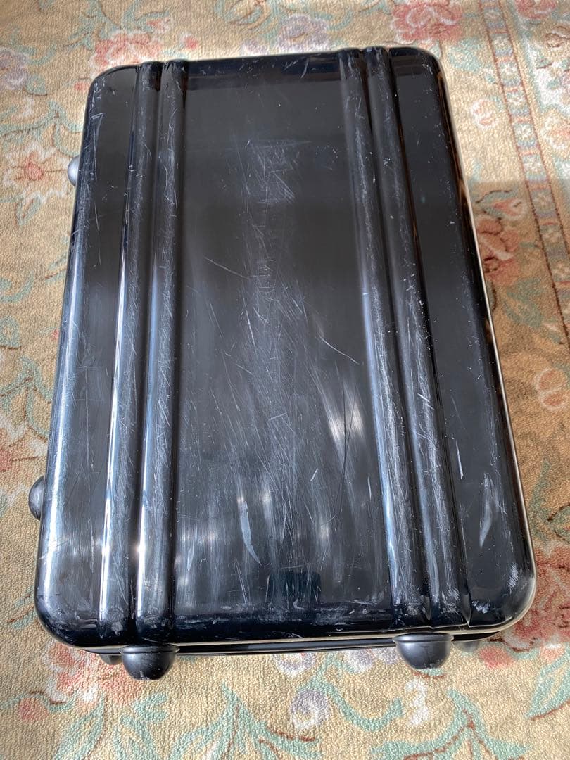 ZERO HALLIBURTON ゼロハリバートンスーツケース　ブラック　2輪