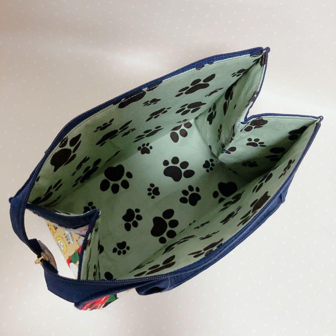 チャッピー。 テントポーチ パッチワーク猫生地 巾着付きトートバッグ