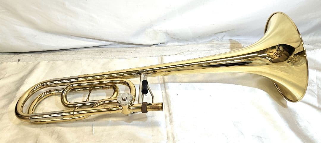 Kaerntner　ケルントナー　テナー バストロンボーン　管楽器