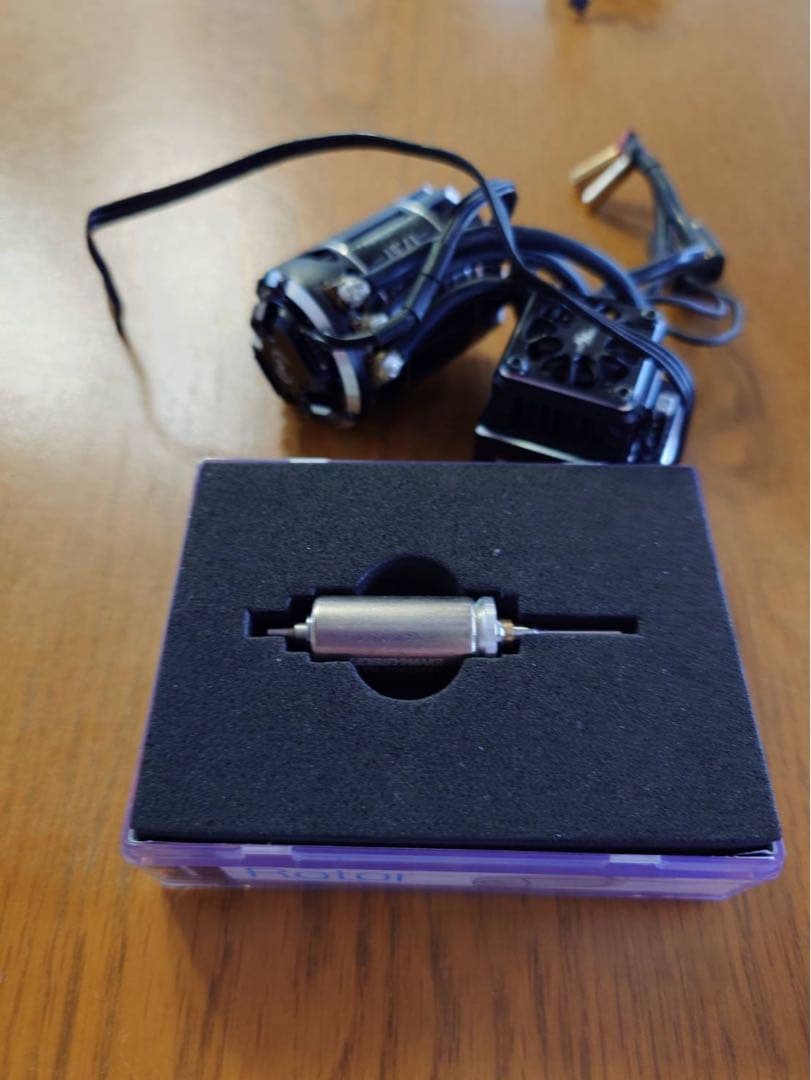 ホビーウイング ESC G2S 17.5 G4 チタンローター KOキャパシタ