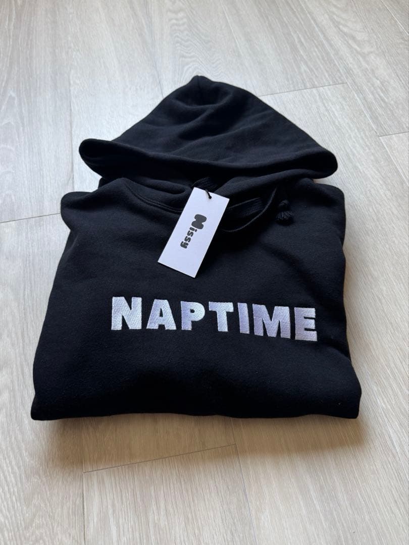 Nissy Naptime フーディー