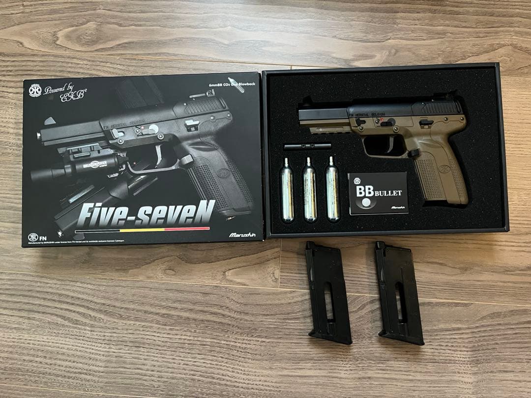マルシン FN Five-seveN CO2仕様 FDEカラー