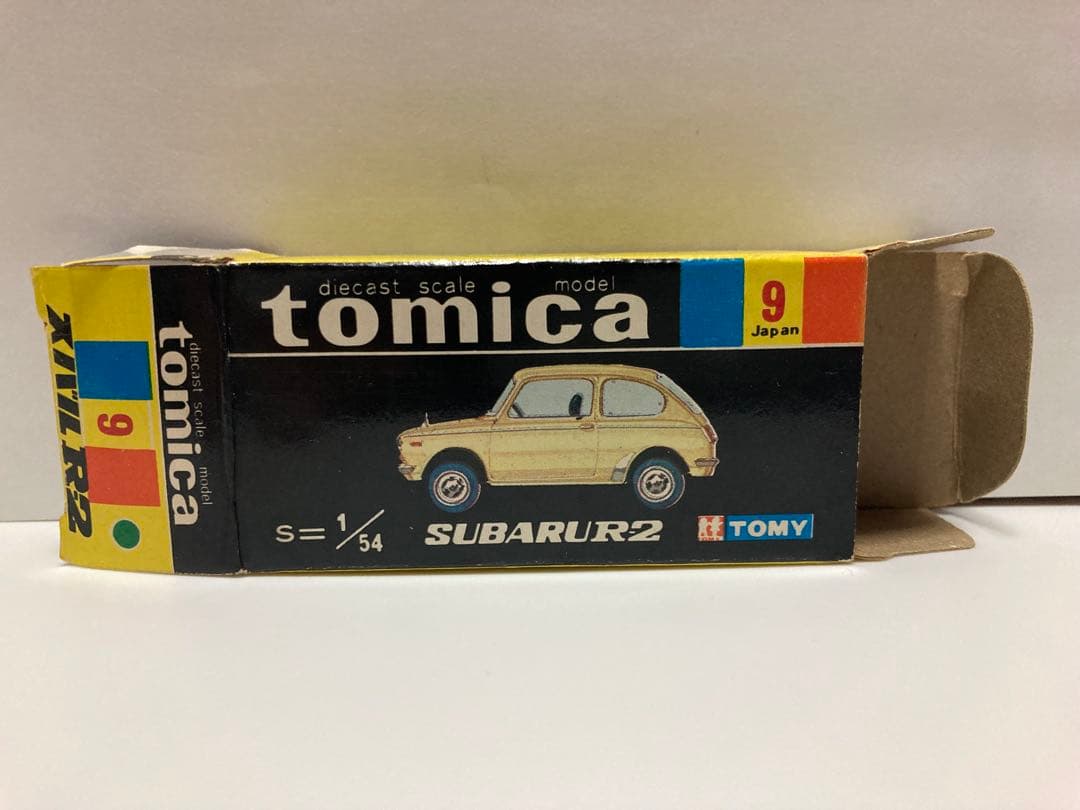 トミカ　No. 9 日本製　スバル　R-2 白シート 緑色指名箱