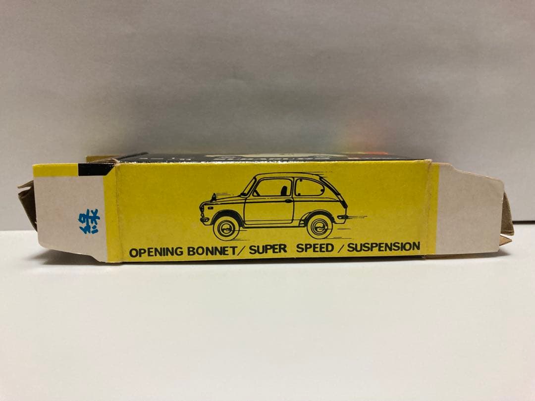 トミカ　No. 9 日本製　スバル　R-2 白シート 緑色指名箱