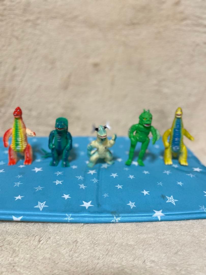 怪獣フィギュア 26体セット