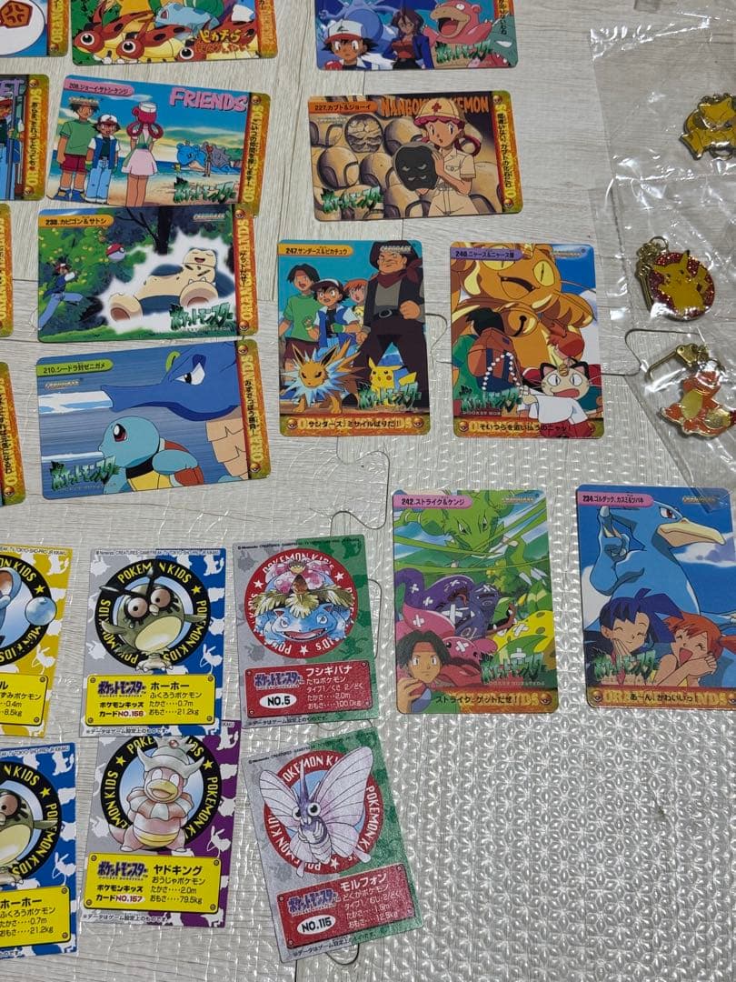 【コレクター必見、引退品】ポケモンカード　旧裏、ゲットカード、アニメコレクション
